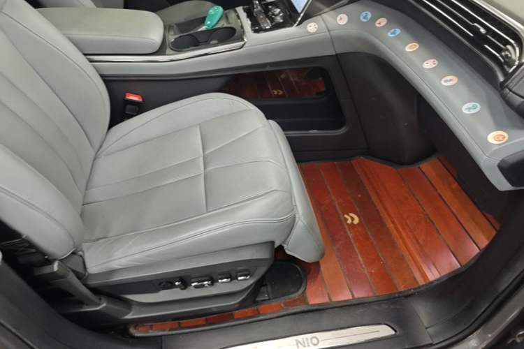 Used Nio ES8 2020 580 km Range Six-Seater Version Right Front Seat