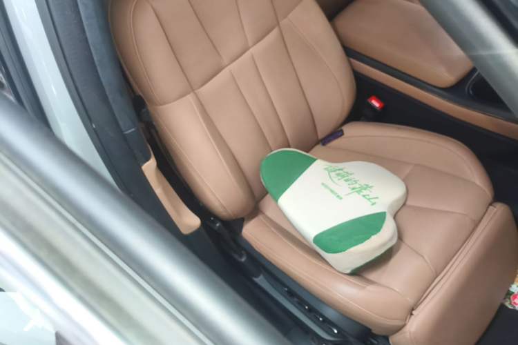 Used Nio ES8 2020 580 km Range Six-Seater Version Right Front Seat