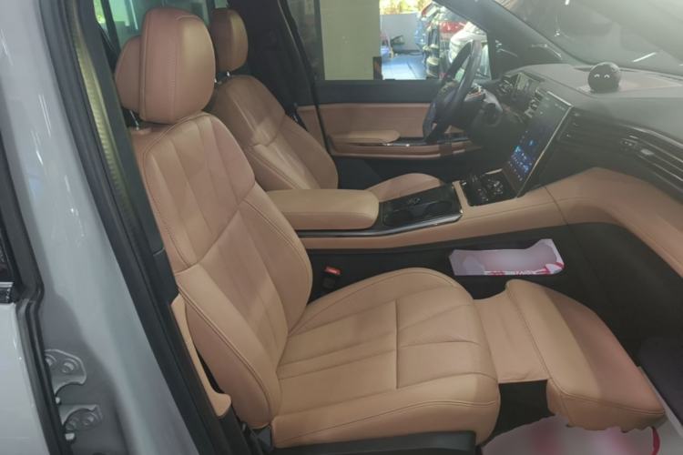 Used Nio ES8 2020 415 km Range 6-Seater Version Right Front Seat