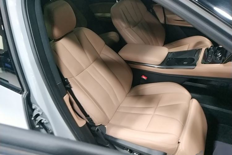 Used Nio ES8 2020 415 km Signature Edition 6-Seater Version Right Front Seat