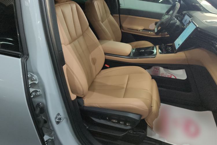 Used Nio ES8 2020 415 km Range 6-Seater Version Right Front Seat