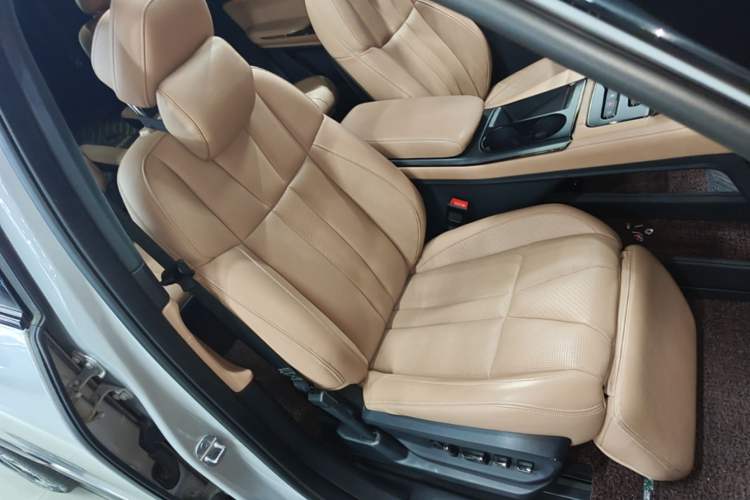 Used Nio ES8 2020 580 km Range Six-Seater Version Right Front Seat