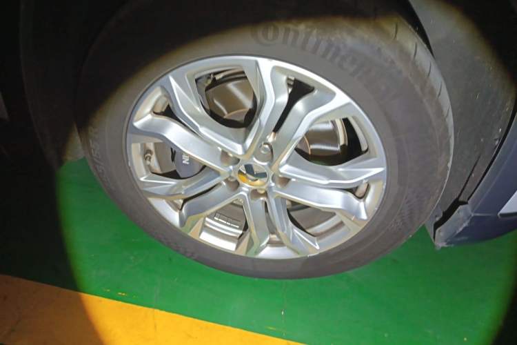 Used Nio ES8 2020 415 km Range 6-Seater Version Right Front Wheel Hub
