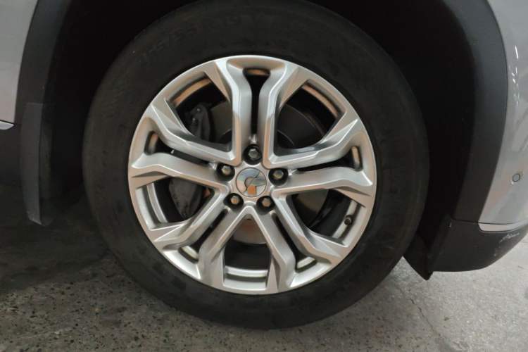 Used Nio ES8 2020 415 km Range 6-Seater Version Right Front Wheel Hub