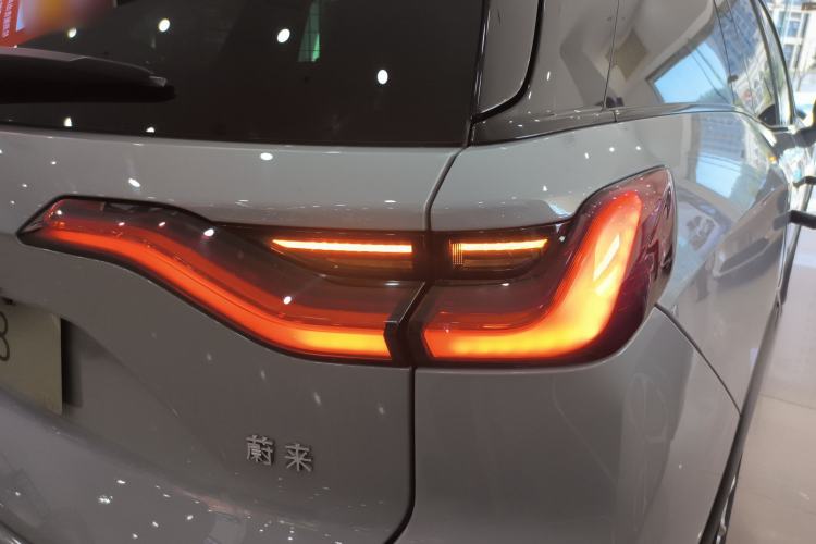 Used Nio ES8 2020 415 km Range 7-Seater Version Right Rear Taillight