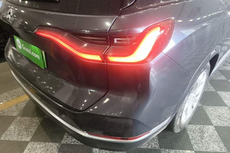 Used Nio ES8 2020 415 km Range 6-Seater Version Right Rear Taillight
