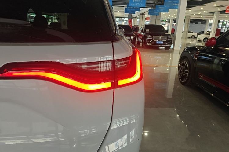 Used Nio ES8 2020 415 km Signature Edition 6-Seater Version Right Rear Taillight