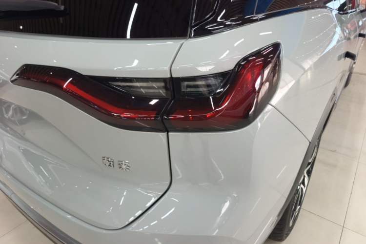 Used Nio ES8 2020 580 km Range Signature Edition Six-Seater Version Right Rear Taillight