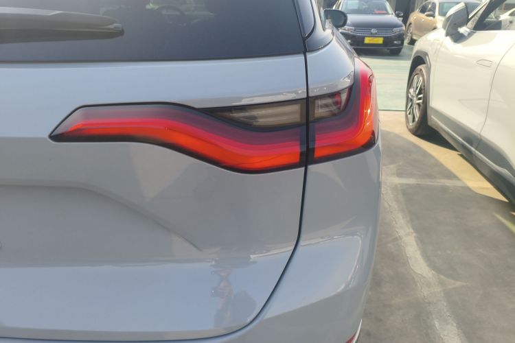Used Nio ES8 2020 580 km Range Six-Seater Version Right Rear Taillight