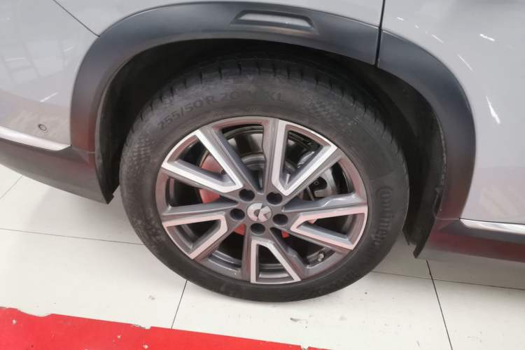 Used Nio ES8 2020 580 km Range Six-Seater Version Right Rear Wheel Hub