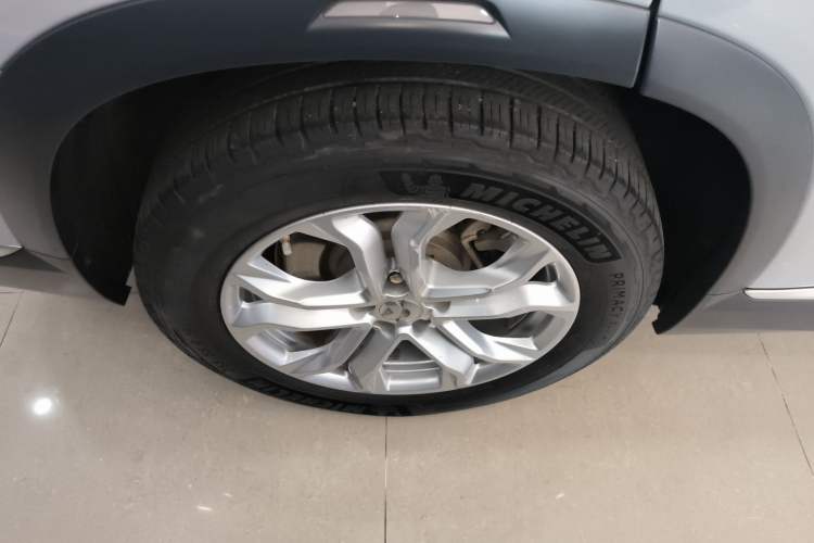 Used Nio ES8 2020 415 km Range 7-Seater Version Right Rear Wheel Hub