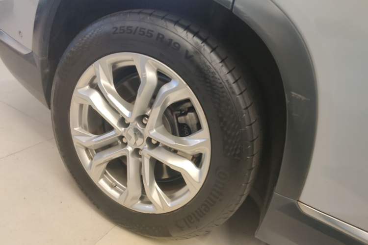 Used Nio ES8 2020 415 km Range 7-Seater Version Right Rear Wheel Hub