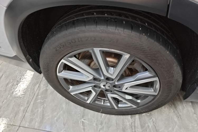 Used Nio ES8 2020 580 km Signature Edition 7-Seater Version Right Rear Wheel Hub