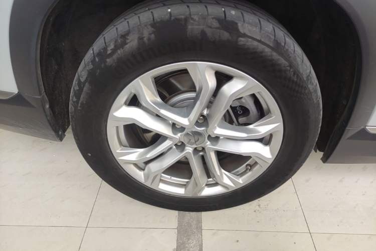 Used Nio ES8 2020 450 km Range 7-Seater Version Right Rear Wheel Hub