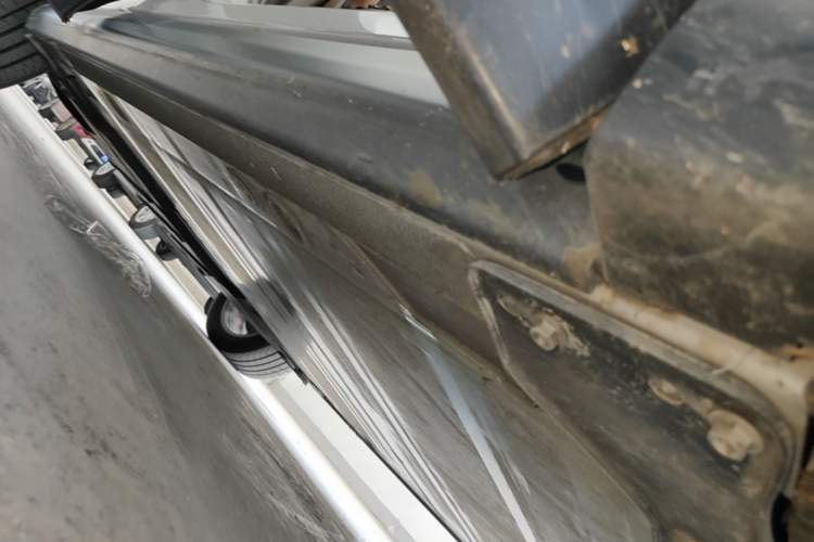Used Nio ES8 2020 415 km Range 6-Seater Version Right Side Sill