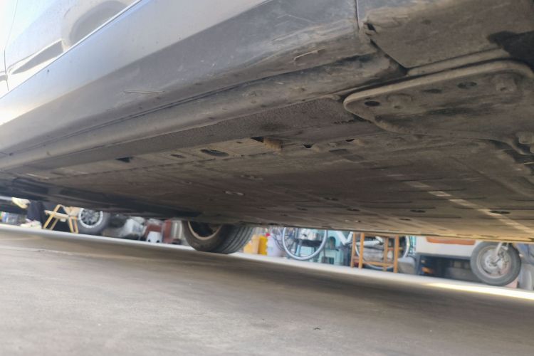 Used Nio ES8 2020 580 km Range Six-Seater Version Right Side Sill