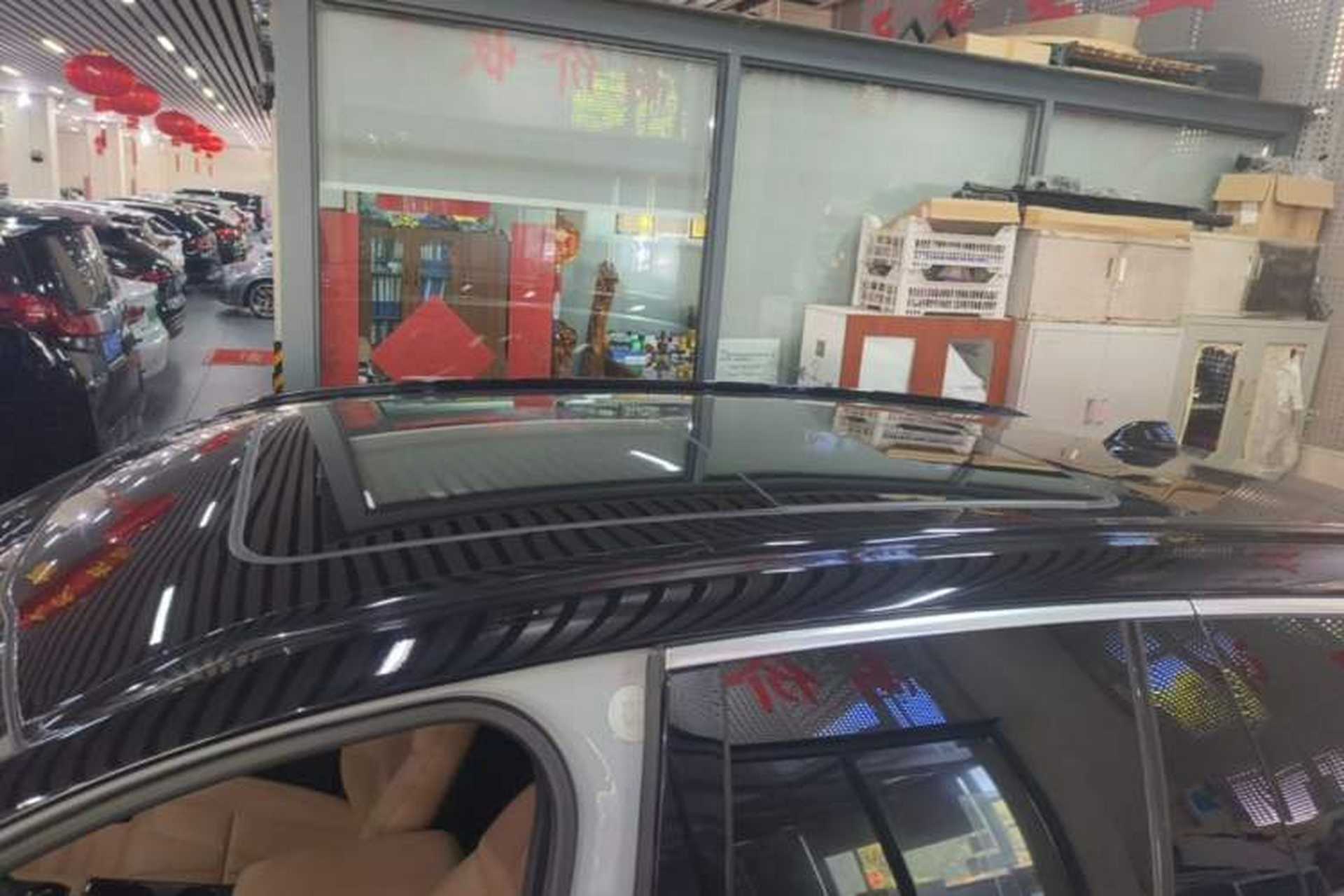 Used Nio ES8 2020 415 km Range 6-Seater Version Roof