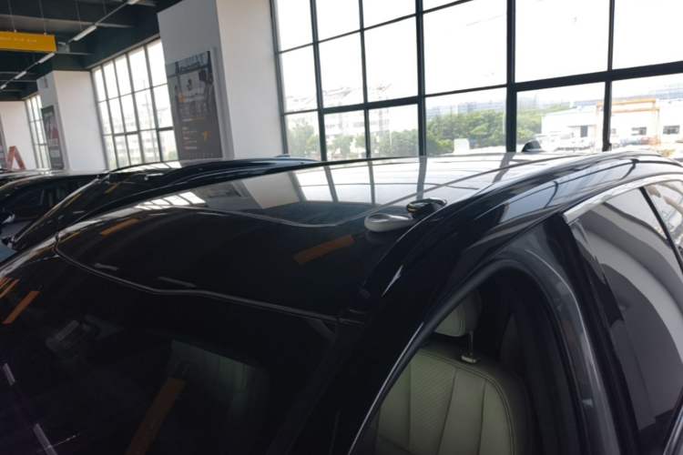Used Nio ES8 2020 415 km Range 6-Seater Version Roof