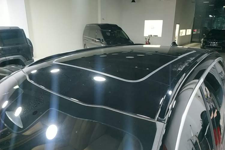Used Nio ES8 2020 415 km Signature Edition 6-Seater Version Roof