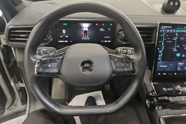 Used Nio ES8 2020 580 km Range Six-Seater Version Steering Wheel