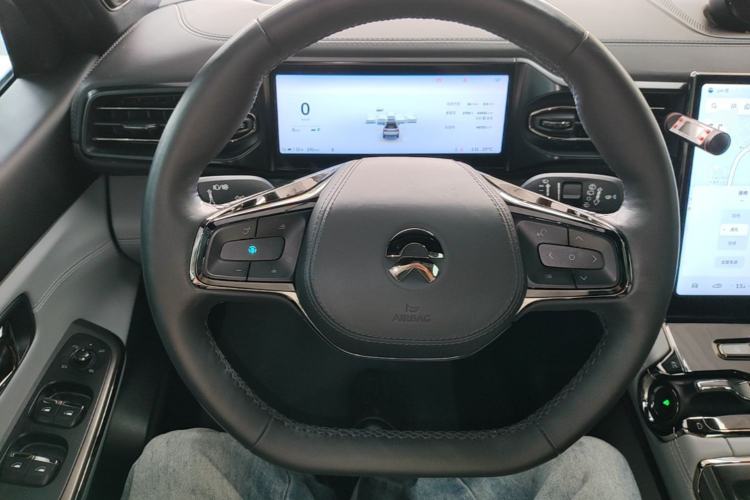 Used Nio ES8 2020 580 km Range Signature Edition Six-Seater Version Steering Wheel