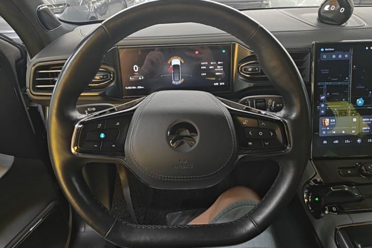 Used Nio ES8 2020 580 km Range Signature Edition Six-Seater Version Steering Wheel