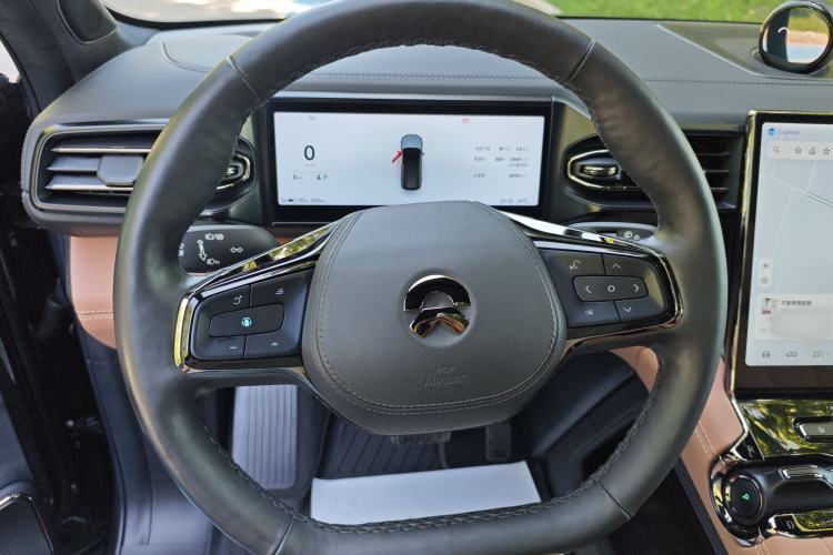 Used Nio ES8 2020 450KM Signature Edition Six-Seater Version Steering Wheel