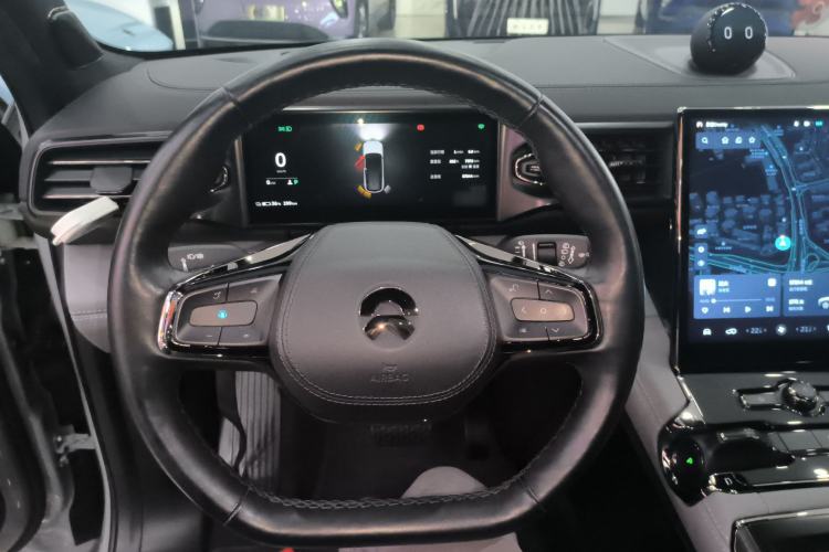 Used Nio ES8 2020 580 km Signature Edition 7-Seater Version Steering Wheel