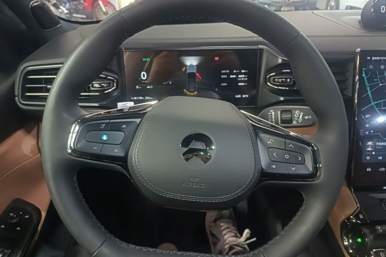 Used Nio ES8 2020 580 km Range Signature Edition Six-Seater Version Steering Wheel