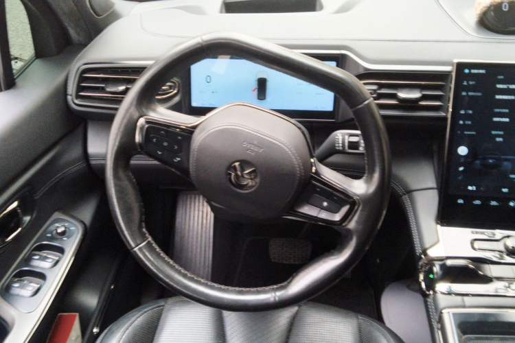 Used Nio ES8 2020 580 km Range Six-Seater Version Steering Wheel