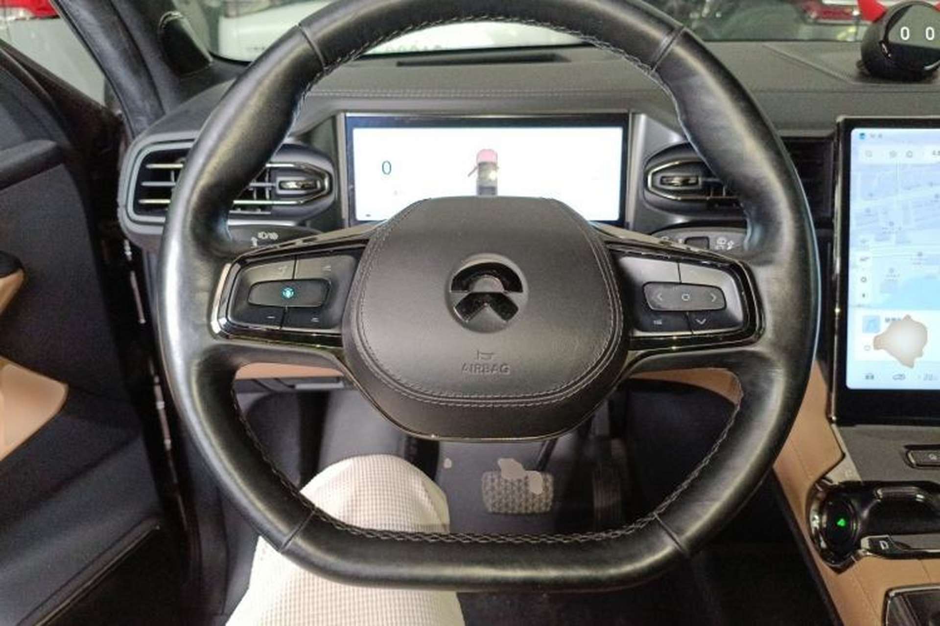 Used Nio ES8 2020 415 km Signature Edition 6-Seater Version Steering Wheel