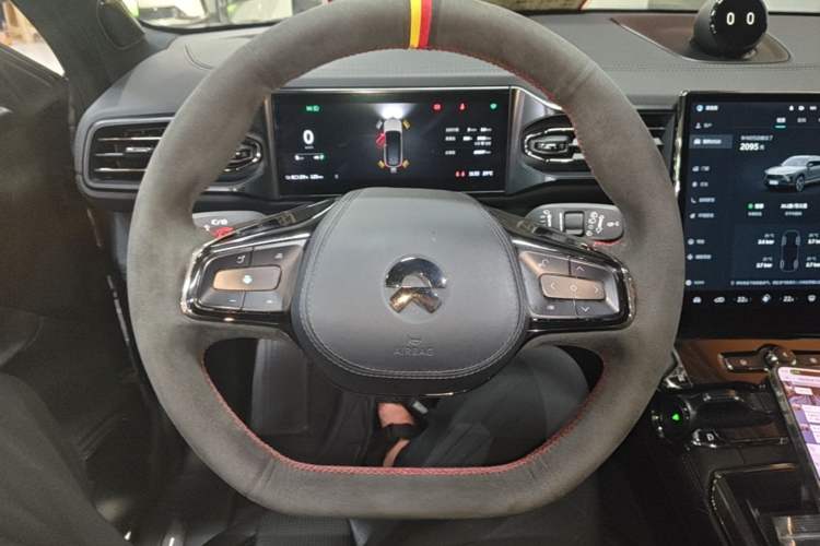 Used Nio ES8 2020 415 km Signature Edition 6-Seater Version Steering Wheel