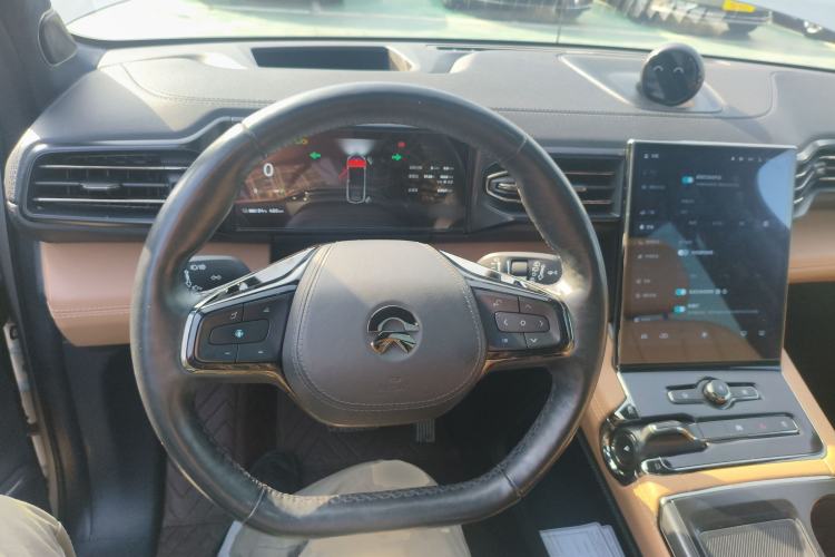 Used Nio ES8 2020 580 km Range Six-Seater Version Steering Wheel