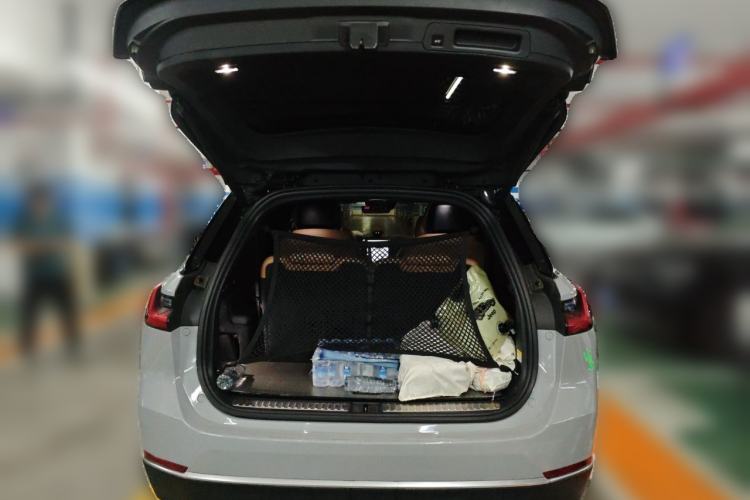 Used Nio ES8 2020 415 km Range 6-Seater Version Trunk