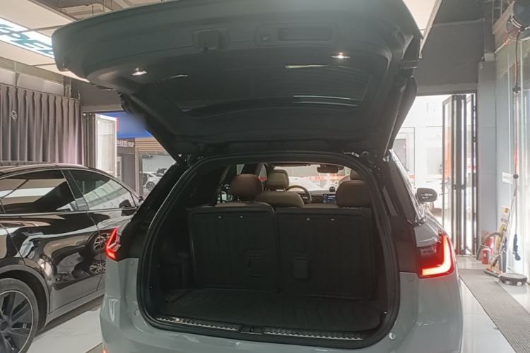 Used Nio ES8 2020 415 km Signature Edition 6-Seater Version Trunk