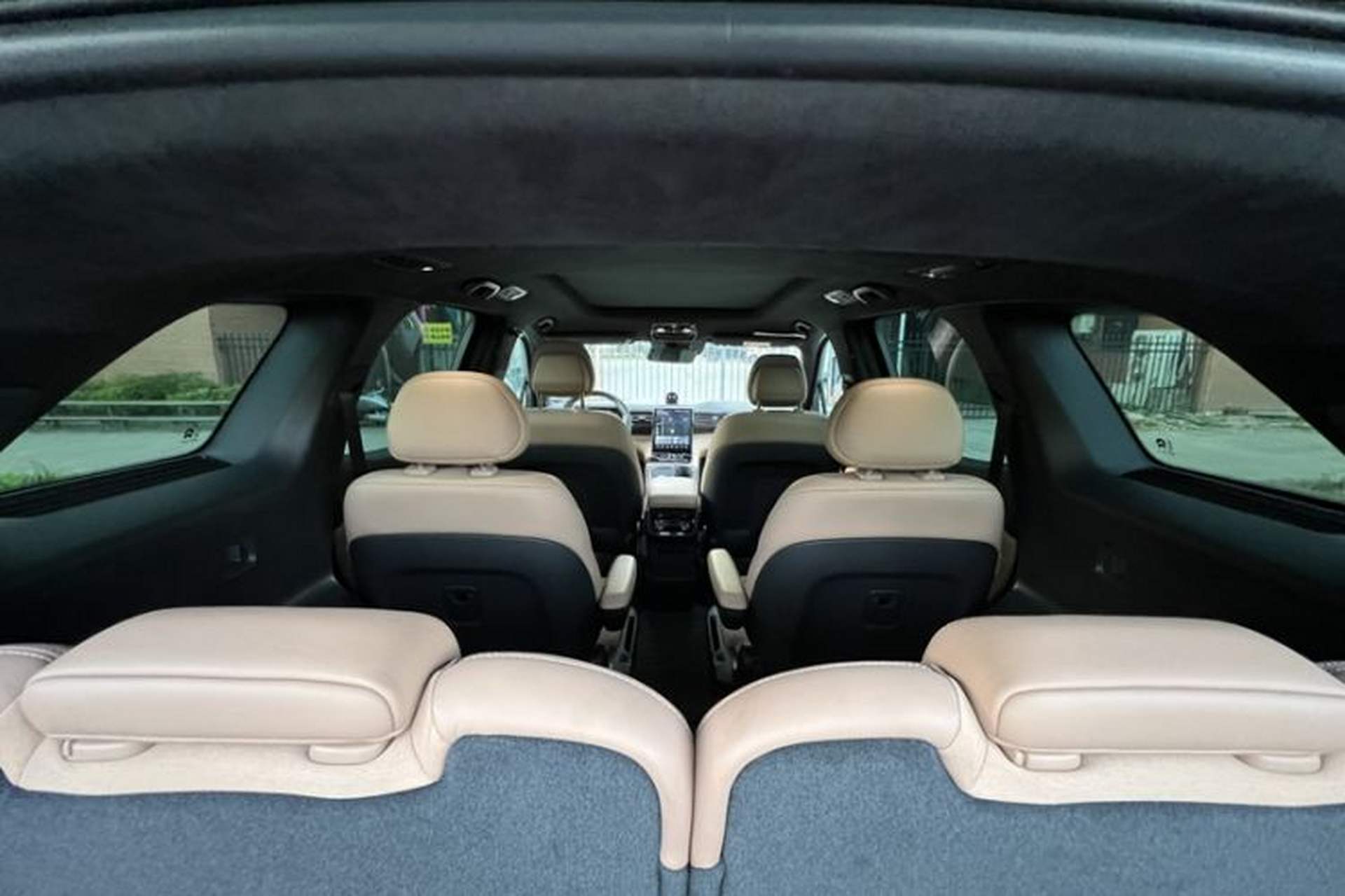 Used Nio ES8 2020 580 km Range Signature Edition Six-Seater Version Trunk