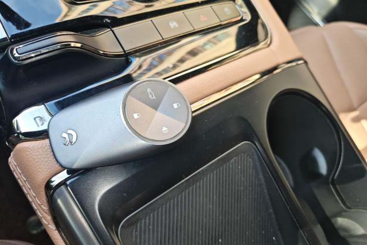 Used Nio ES8 2020 580 km Range Six-Seater Version Vehicle Key