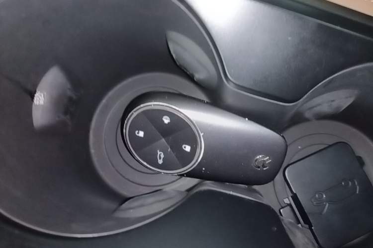 Used Nio ES8 2020 415 km Signature Edition 6-Seater Version Vehicle Key