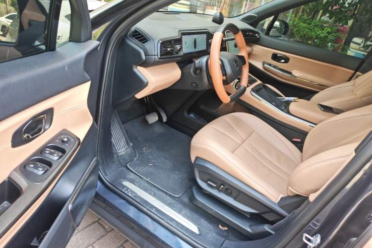 Used Nio ES8 2020 450 km Range 6-Seater Version Driver Seat