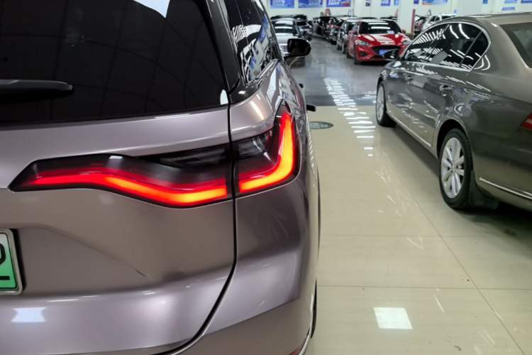Used Nio ES8 2020 580 km Range Six-Seater Version Exterior 3
