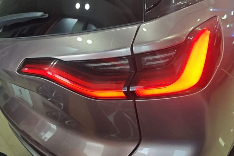 Used Nio ES8 2020 580 km Range Six-Seater Version Exterior 3