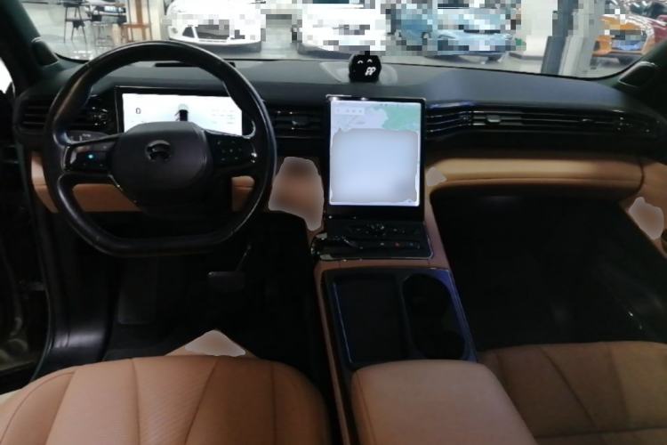 Used Nio ES8 2020 580 km Range Six-Seater Version Center Console