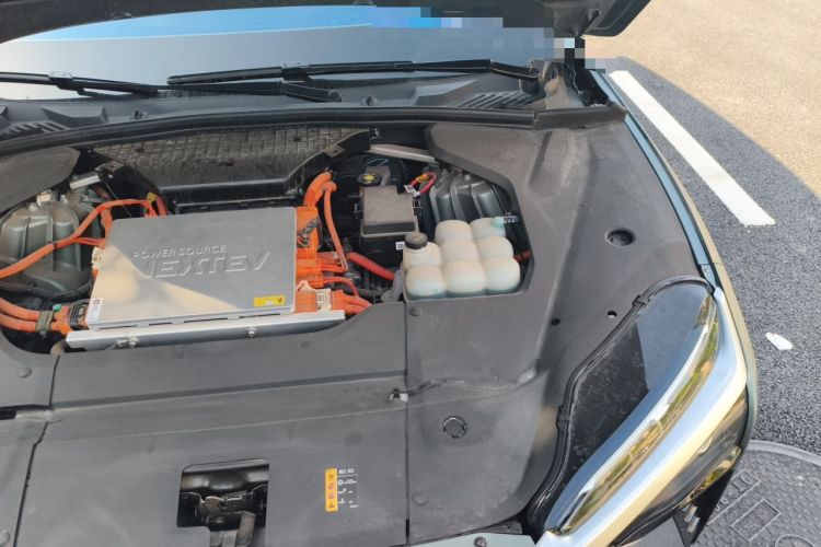 Used Nio ES8 2020 450 km Range 7-Seater Version Engine Bay Left