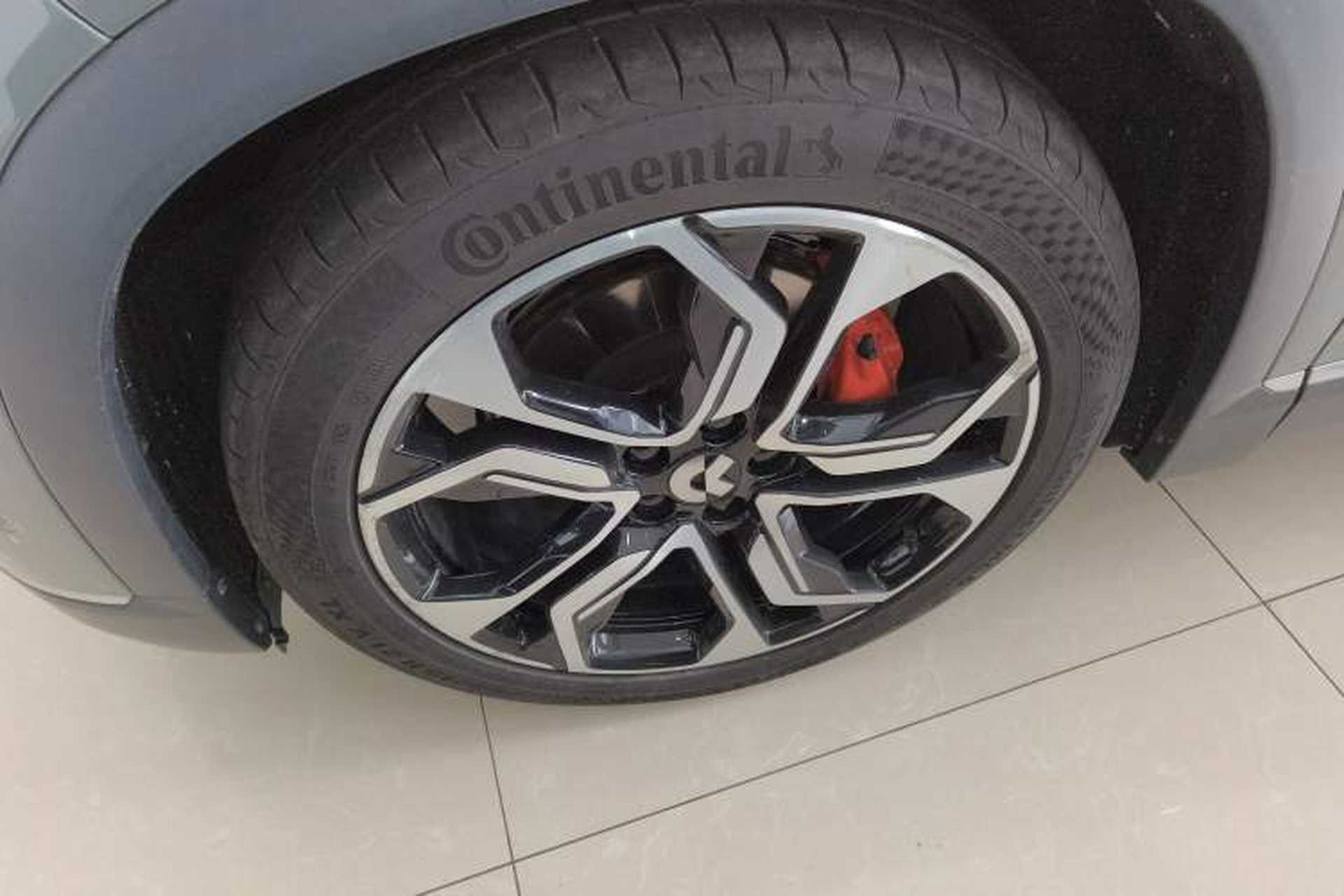 Used Nio ES8 2020 580 km Range Signature Edition Six-Seater Version Exterior 4