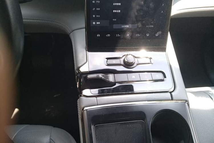 Used Nio ES8 2020 580 km Range Six-Seater Version Gear Lever