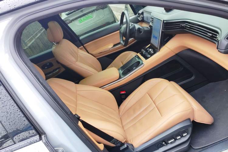 Used Nio ES8 2020 415 km Signature Edition 6-Seater Version Interior 10
