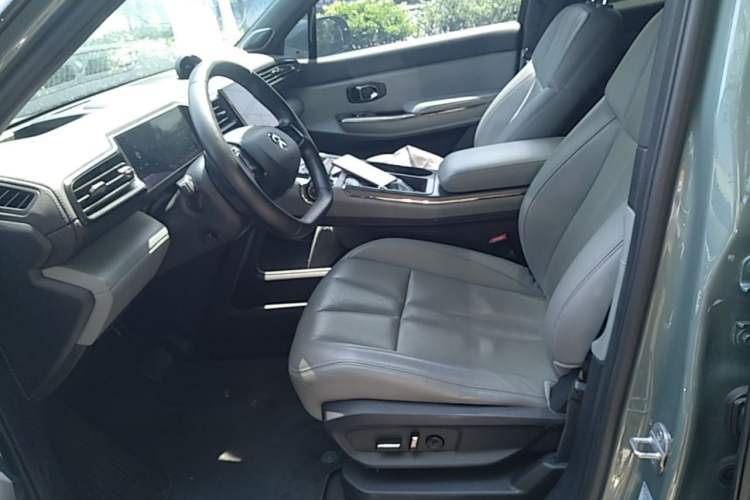 Used Nio ES8 2020 580 km Range Six-Seater Version Left Front Seat
