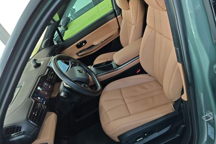 Used Nio ES8 2020 485 km Signature Edition 7-Seater Version Left Front Seat