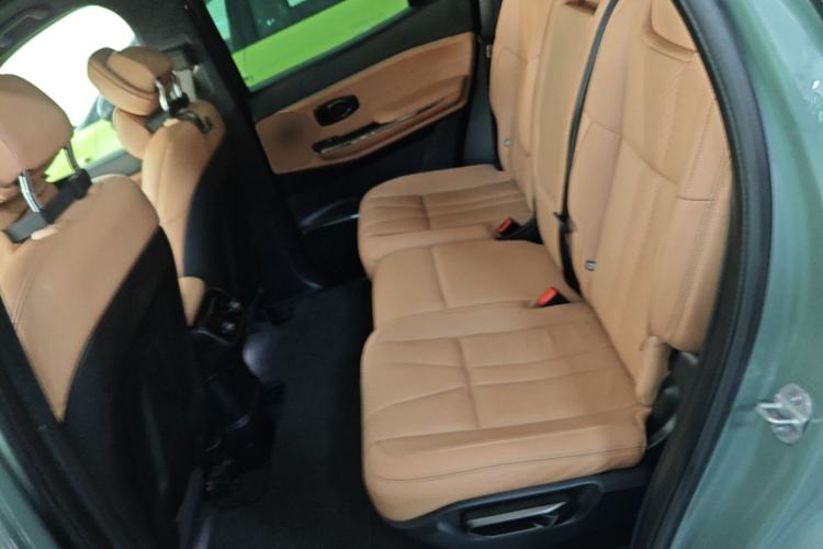 Used Nio ES8 2020 485 km Signature Edition 7-Seater Version Left Rear Seat