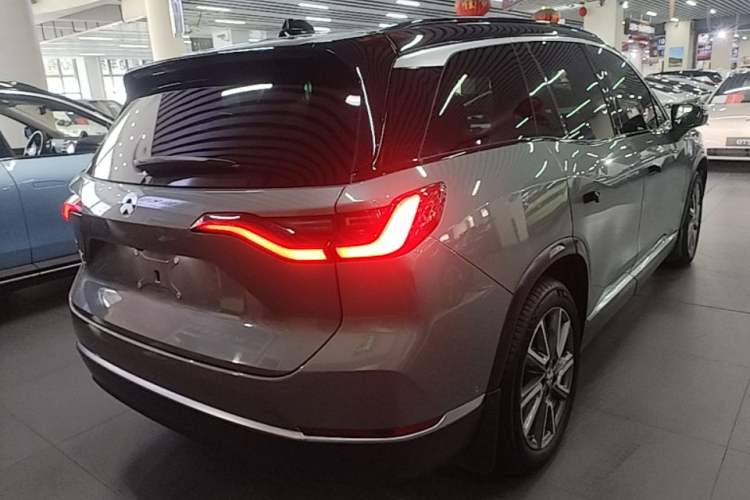 Used Nio ES8 2020 580 km Range Six-Seater Version Rear Right 45 Deg
